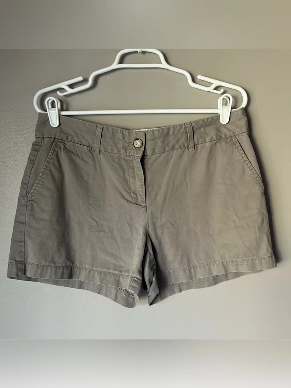 2/$20 Loft 6 Womens Classic Cotton Shorts Pants - Gray Chino Basic Summer (B2)
